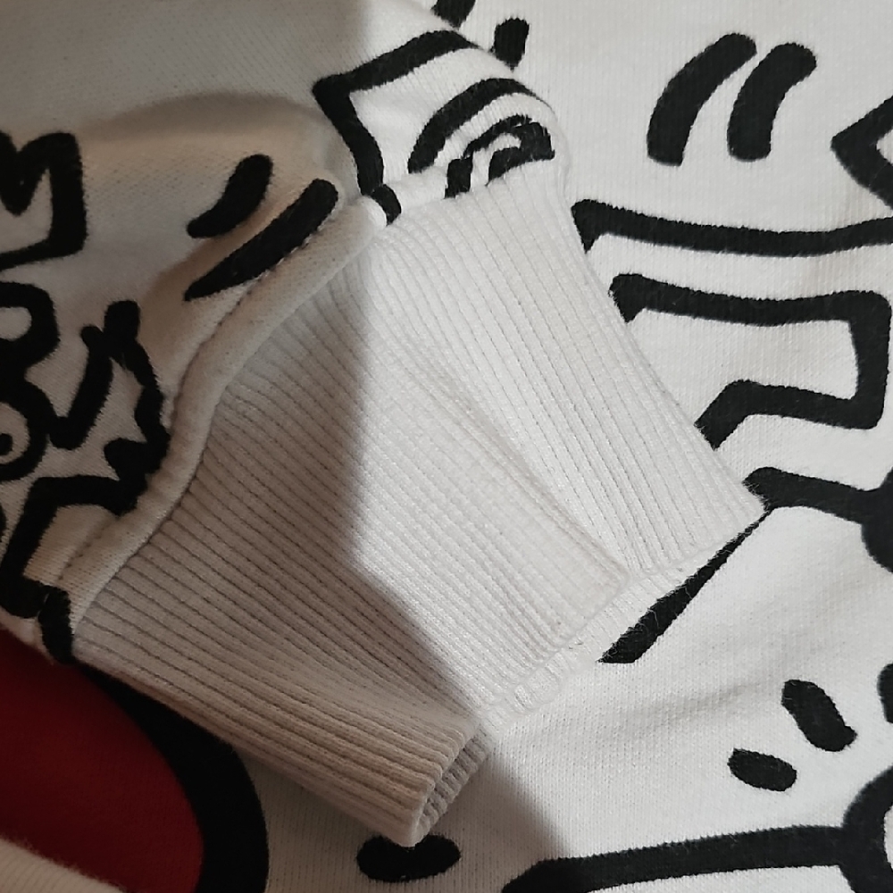 Vintage KEITH HARING Graphic White and Red Men's Sweater - Picture 4 of 6